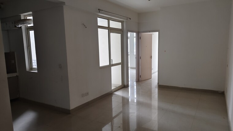 Room, suncity-avenue-76 2 Bedroom 735 Sq.Ft. Apartment In Sector 76 Gurgaon 9372425
