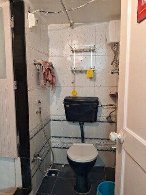 1 BHK Apartment For Rent in Dosti Daffodil, Wadala East