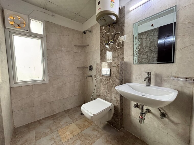 Bathroom, himalaya-pride 2 Bedroom 948 Sq.Ft. Apartment In Tech Zone 4 Greater Noida Greater Noida 9372434