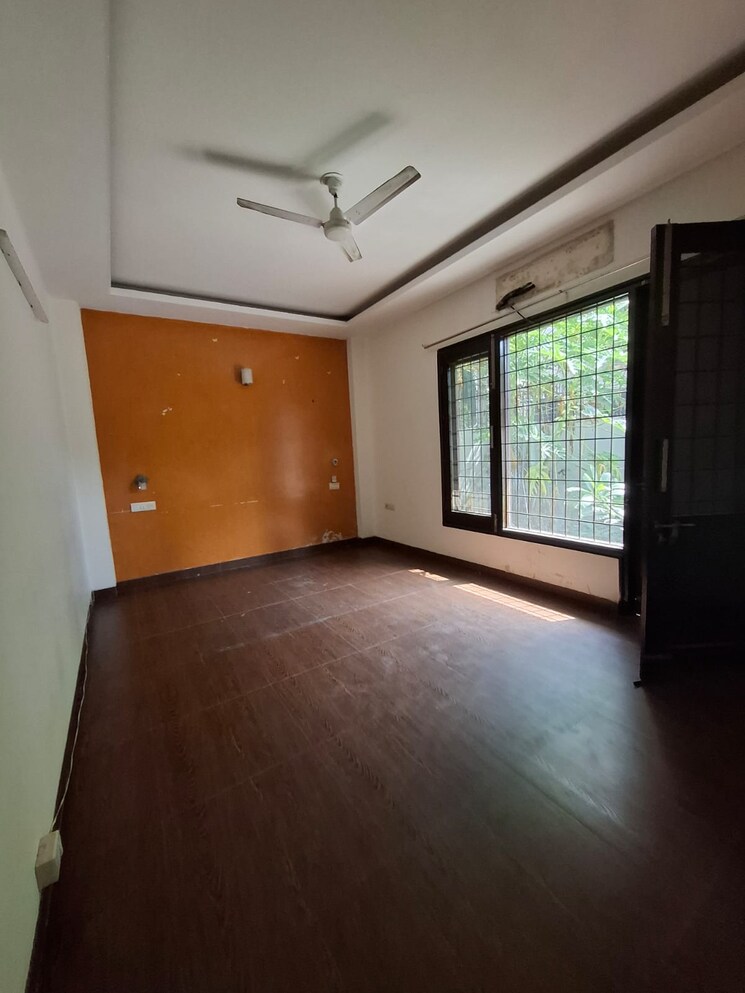 Room, unitech-south-city-1 2.5 Bedroom 1820 Sq.Ft. Builder Floor In South City 1 Gurgaon 9372427