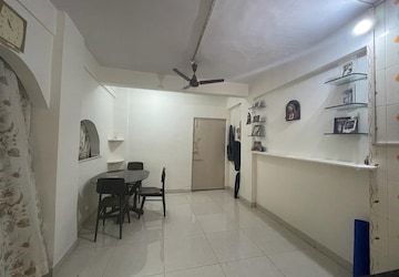 Team Area in 3 BHK Independent House at Malad West – for Rent