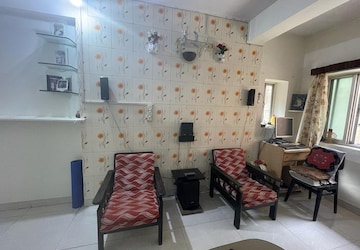 Team Area in 3 BHK Independent House at Malad West – for Rent