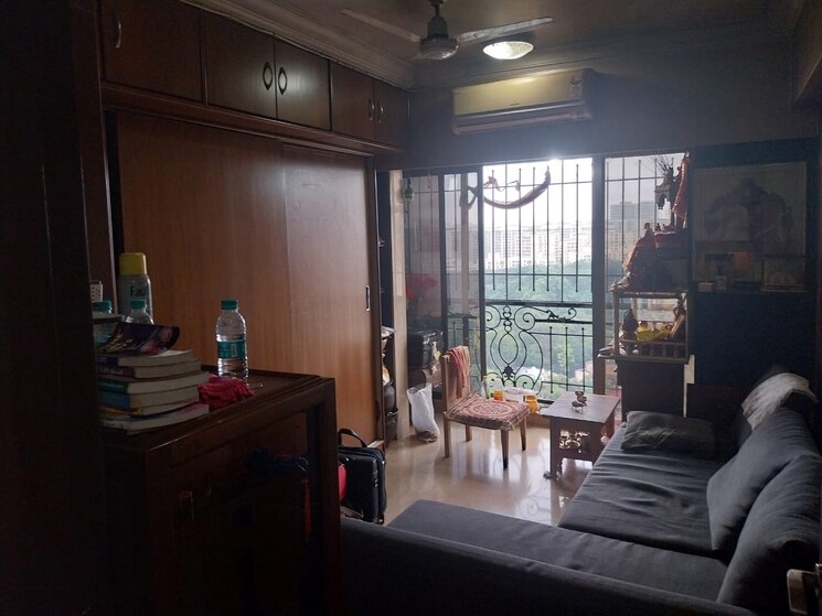 Living Room, lake-primrose 3 Bedroom 1500 Sq.Ft. Apartment In Powai Mumbai 9372400