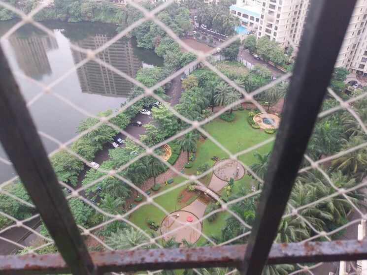 Balcony, lake-primrose 3 Bedroom 1500 Sq.Ft. Apartment In Powai Mumbai 9372400