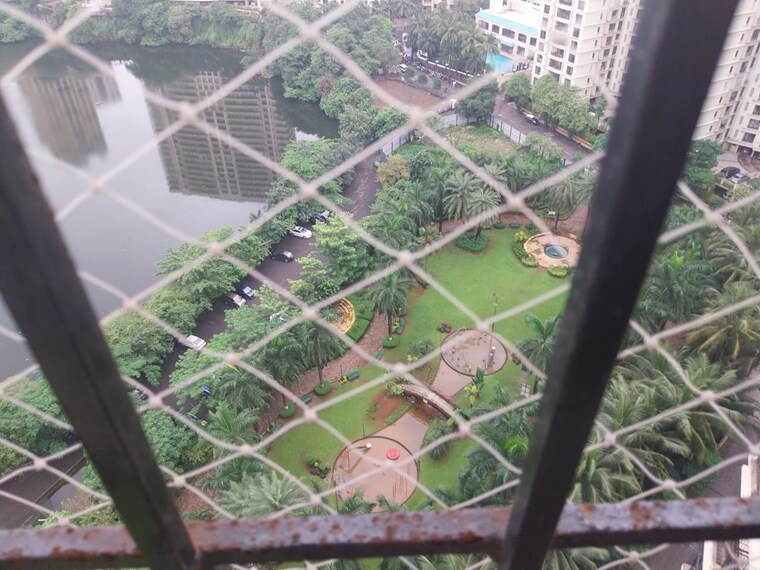 Balcony, lake-primrose 3 Bedroom 1500 Sq.Ft. Apartment In Powai Mumbai 9372400
