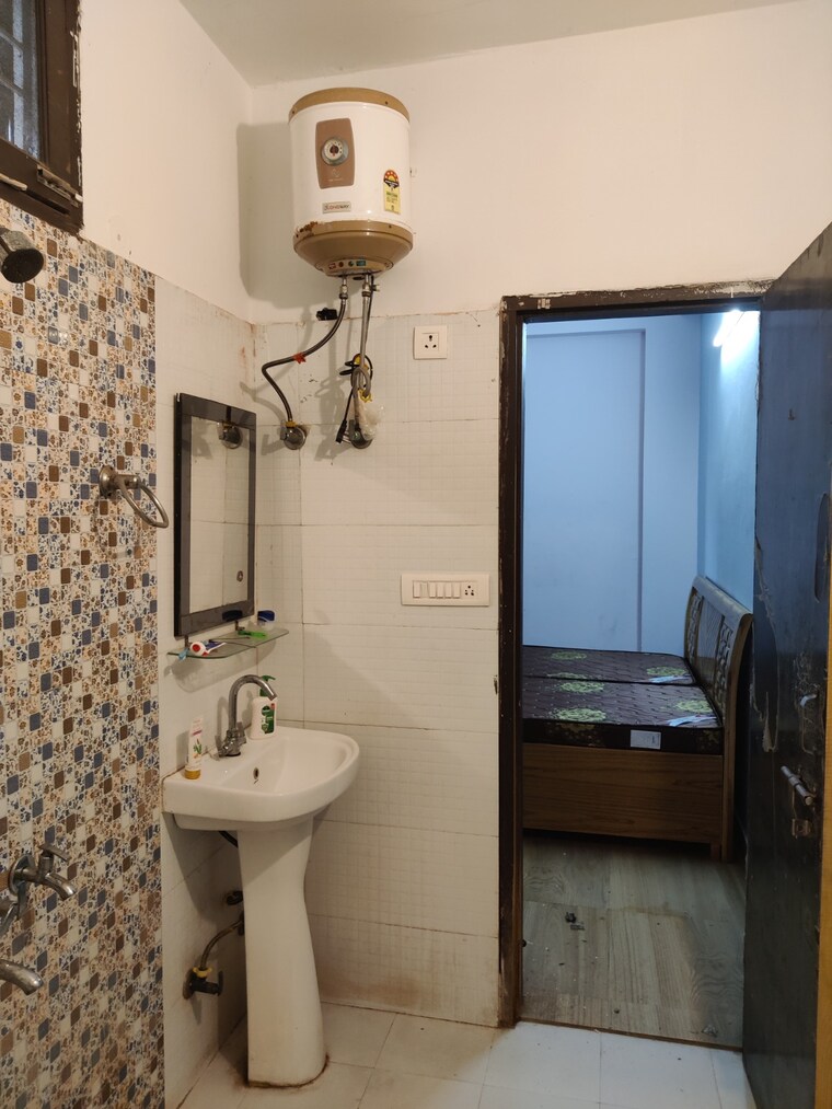 Master Bedroom, himalaya-pride 2.5 Bedroom 1127 Sq.Ft. Apartment In Tech Zone 4 Greater Noida Greater Noida 9372507