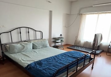Bedroom in 3 BHK Apartment at Chembur – for Sale
