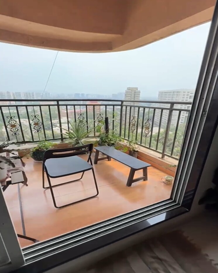 Balcony, chembur 3 Bedroom 1625 Sq.Ft. Apartment In Chembur Mumbai 9372474