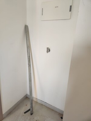 Furnished Amenities in 1 BHK Apartment at Unique Tower Vikhroli, Vikhroli East – for Rent