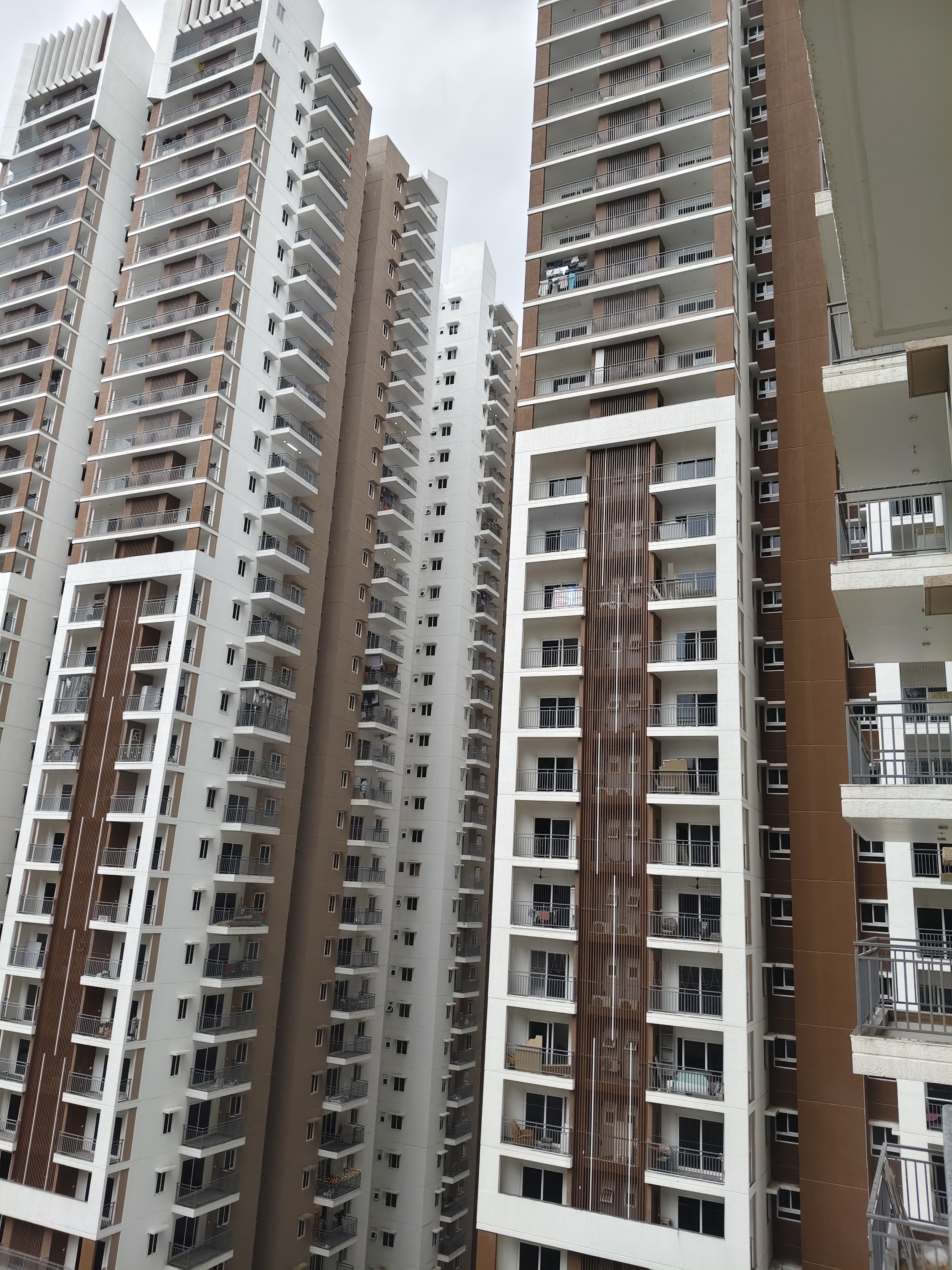 3 BHK + Pooja Room Apartment For Rent in Jayabheri The Summit