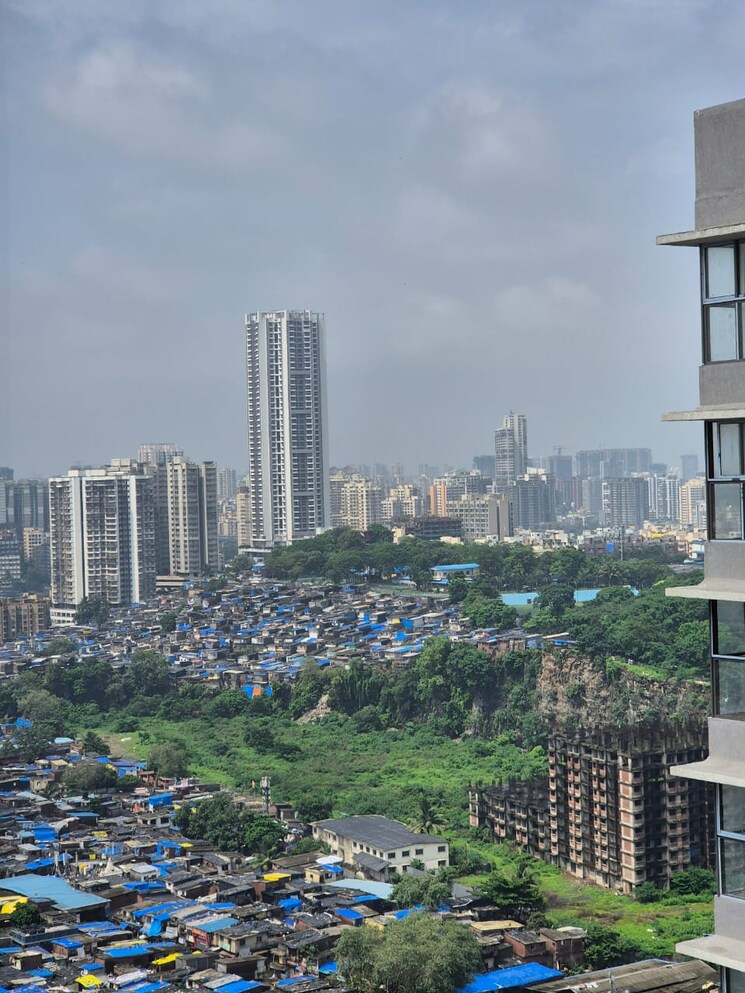 Living Room, uk-iridium 1 Bedroom 410 Sq.Ft. Apartment In Kandivali East Mumbai 9372647