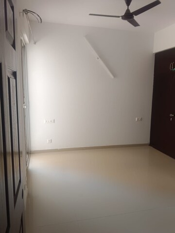 2 BHK Apartment For Rent in Prateek Grand City, Siddharth Vihar