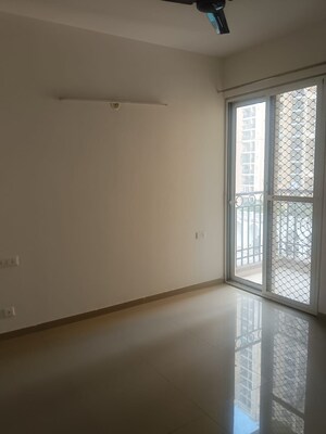 Room in 2 BHK Apartment at Prateek Grand City, Siddharth Vihar – for Rent