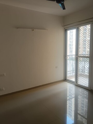 Room in 2 BHK Apartment at Prateek Grand City, Siddharth Vihar – for Rent