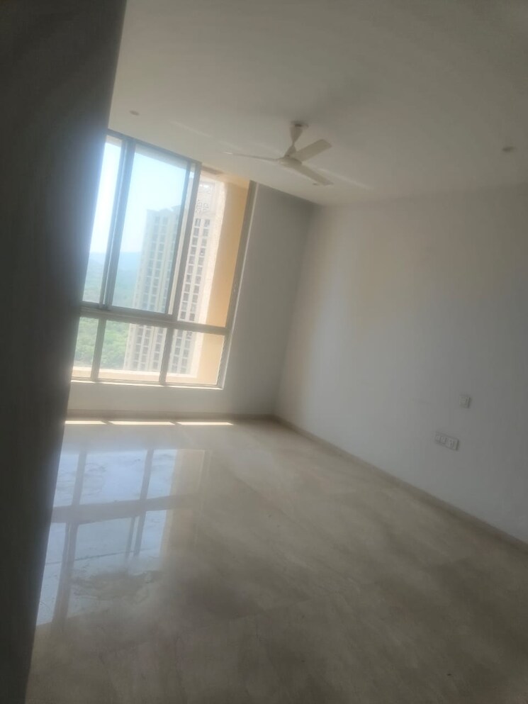 Room, one-hiranandani-park 4 Bedroom 2289 Sq.Ft. Apartment In Ghodbunder Road Thane 9372973