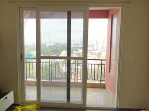 Room in 2.5 BHK Apartment at Incor Carmel Heights, Whitefield – for Rent