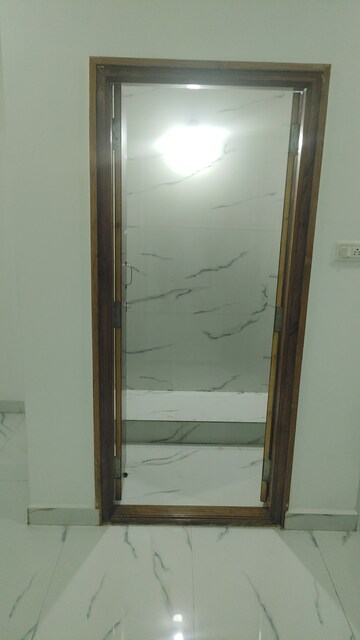 Furnished Amenities in 4 BHK Independent House at Basaveshwara Nagar – for Rent