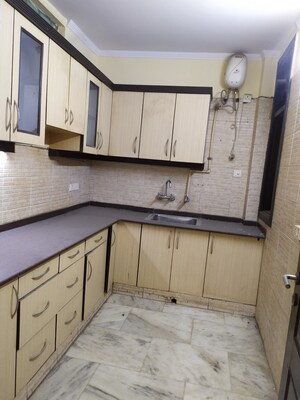Kitchen in 2 BHK Builder Floor at Chittaranjan Park – for Rent