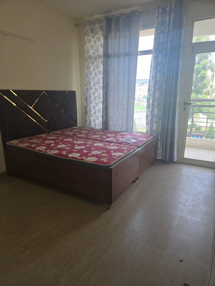 Bedroom, sector 117 3 Bedroom 1860 Sq.Ft. Builder Floor In Sector 117 Mohali 9373053