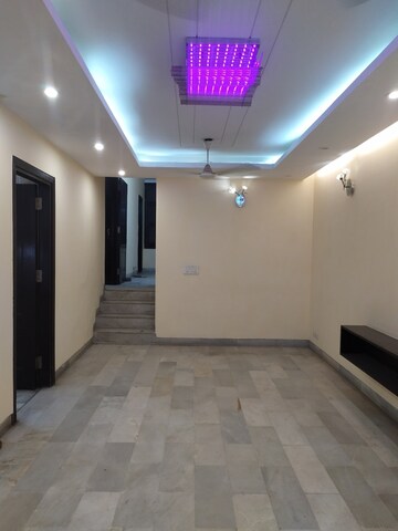 Living Room in 2 BHK Builder Floor at Chittaranjan Park – for Rent