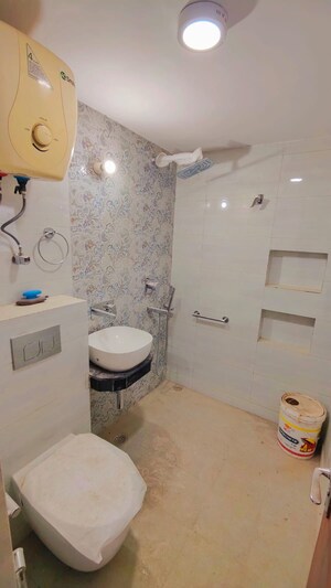 Bathroom in 3 BHK Apartment at Sector 23 Dwarka – for Rent