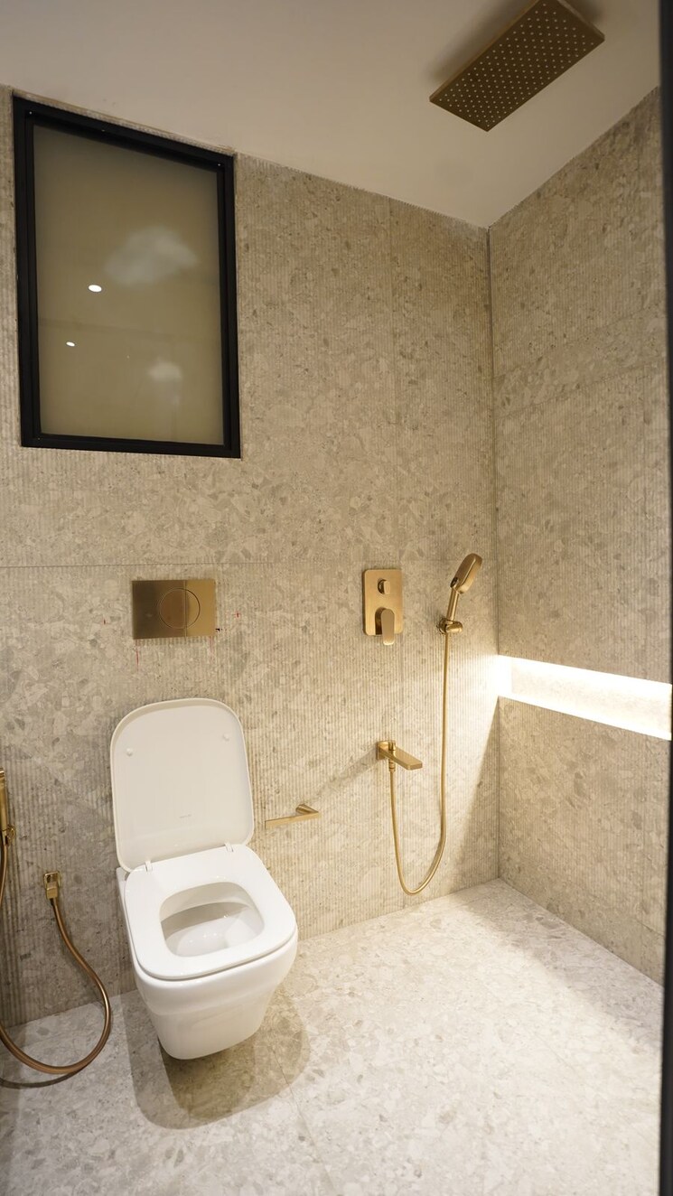 Bathroom, roswalt-raya 2 Bedroom 727 Sq.Ft. Apartment In Chembur Mumbai 9373246