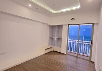 Room in 2 BHK Apartment at Lodha Palava Exotica, Dombivli East – for Sale