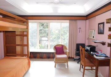 3 BHK Apartment For Rent in Bandra West