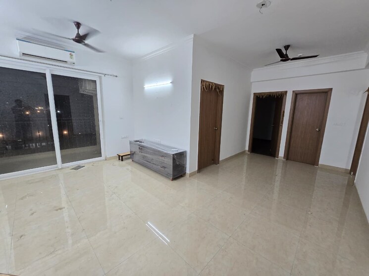 Room, tata-eureka-park 2 Bedroom 1100 Sq.Ft. Apartment In Sector 150 Noida 9373242