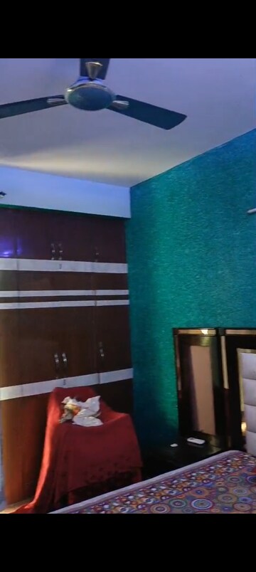 Furnished Amenities in 3 BHK Apartment at Ajnara Grace, Raj Nagar Extension – for Rent