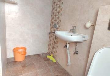 Bathroom in 3 BHK Apartment at Sector 6 Dwarka – for Rent