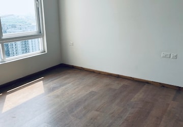 Room in 2 BHK Apartment at Hero Homes Gurgaon, Sector 104 – for Sale