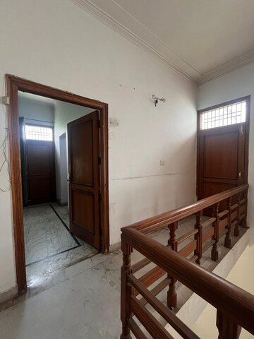 4 BHK Independent House – Nearby View at Sector 21 - for Rent