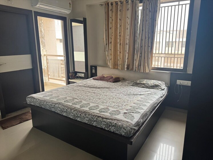 Bedroom, science city 3 Bedroom 400 Sq.Yd. Penthouse In Science City Ahmedabad 9373289