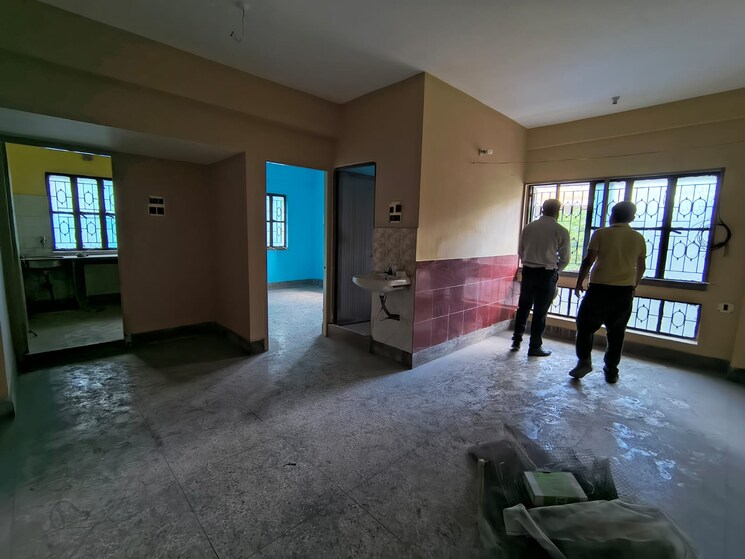  Parking, sakher bazar 2 Bedroom 857 Sq.Ft. Builder Floor In Sakher Bazar Kolkata 9373302