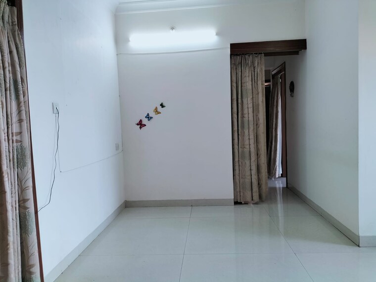 Room, k-raheja-heights 3 Bedroom 1375 Sq.Ft. Apartment In Malad East Mumbai 9373338