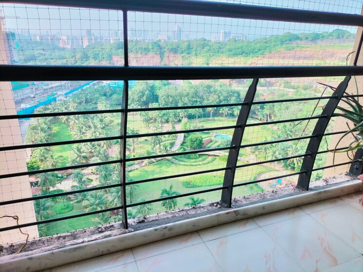Balcony, k-raheja-heights 3 Bedroom 1375 Sq.Ft. Apartment In Malad East Mumbai 9373338
