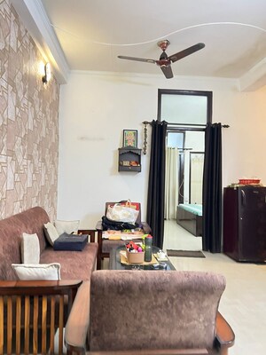 Living Room in 1 BHK Builder Floor at Niti Khand ii – for Rent
