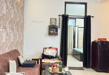 Living Room in 1 BHK Builder Floor at Niti Khand ii – for Rent