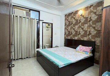 Bedroom in 1 BHK Builder Floor at Niti Khand ii – for Rent
