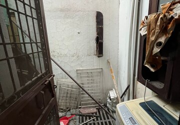 Balcony in 1 BHK Builder Floor at Niti Khand ii – for Rent