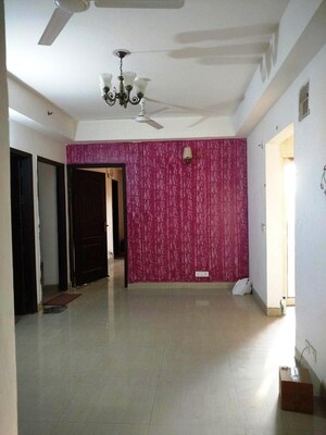 Room in 2 BHK Apartment at Panchsheel Greens II, Sector 16 Greater Noida – for Sale