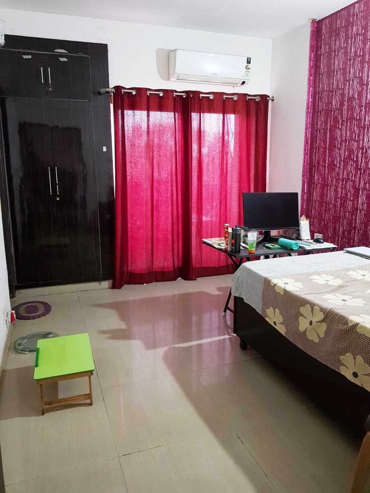 Bedroom, panchsheel-greens-ii 2 Bedroom 915 Sq.Ft. Apartment In Sector 16 Greater Noida Greater Noida 9373343