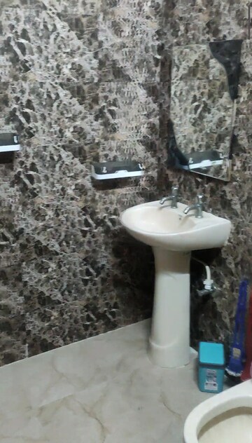 Bathroom in 2 BHK Builder Floor at Ashoka Enclave 3, Sector 35 – for Rent