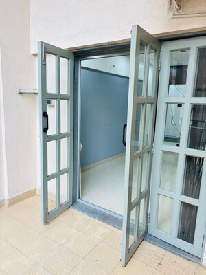 Room in 3 BHK Apartment at B.U.Bhandari Everglade, Kharadi – for Rent