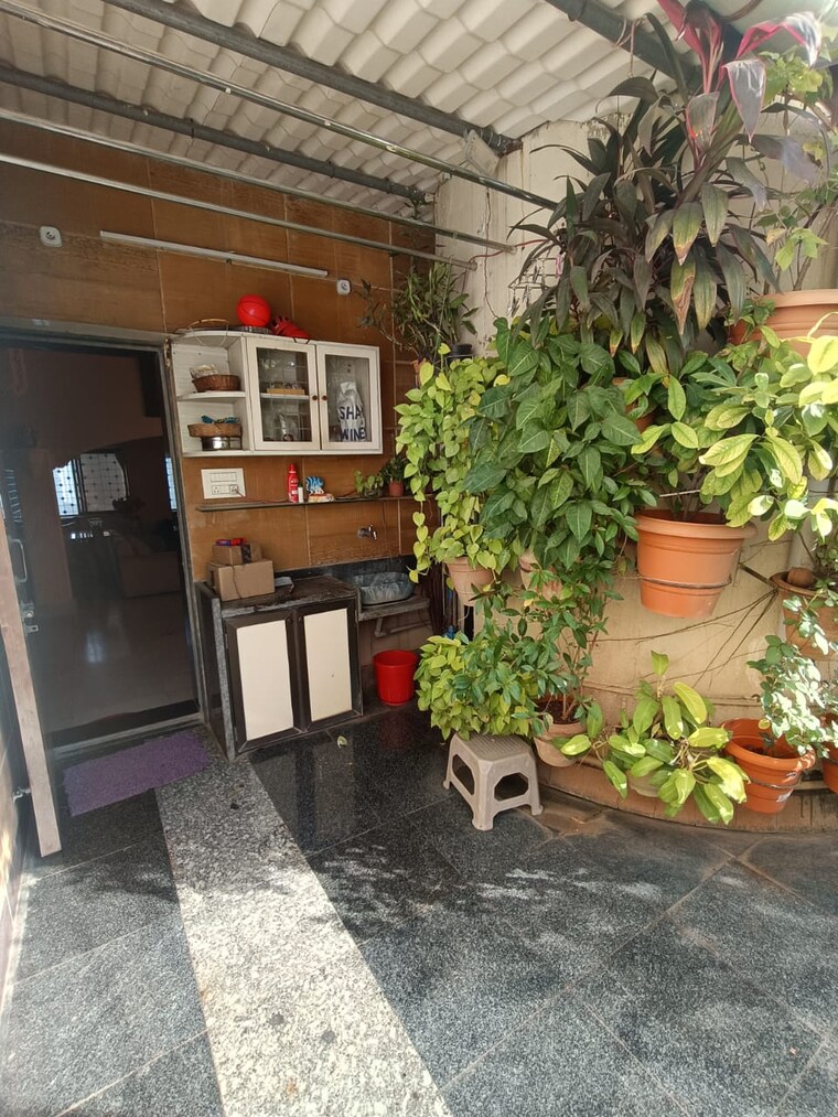  Parking, upper-east-97 3 Bedroom 1191 Sq.Ft. Apartment In Malad East Mumbai 9373511