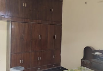 Furnished Amenities in 3 BHK Independent House at Sector 27 – for Rent