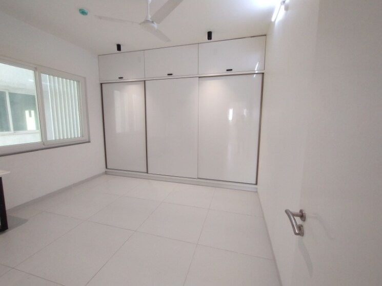 Bathroom, jayabheri-the-nirvana 3 Bedroom 2225 Sq.Ft. Apartment In Gopanpally Hyderabad 9373592