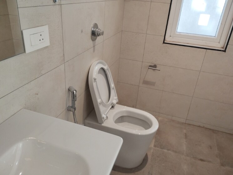Bathroom, jayabheri-the-nirvana 3 Bedroom 2225 Sq.Ft. Apartment In Gopanpally Hyderabad 9373592