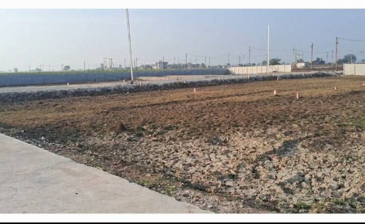 undefined, silani chowk  150 Sq.Yd. Plot In Silani Chowk Gurgaon 9373595